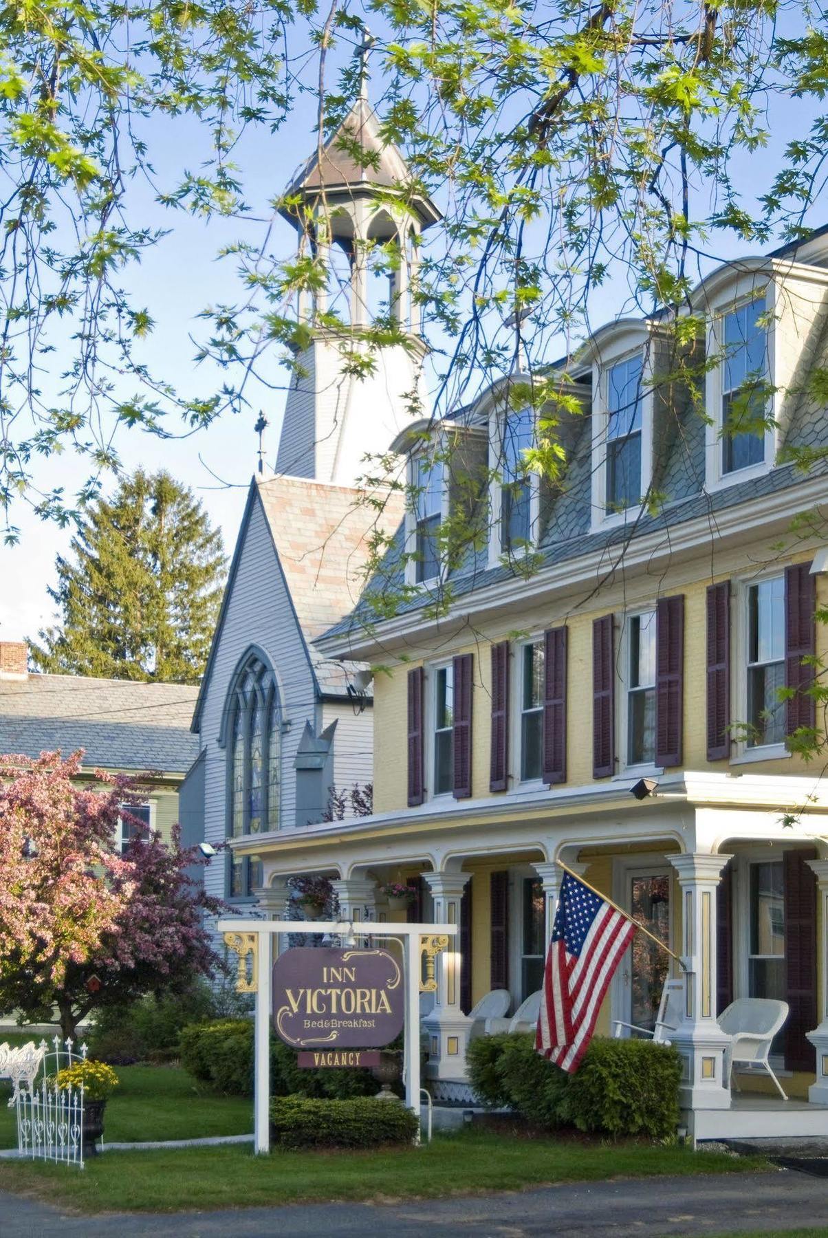 Inn Victoria Chester Екстериор снимка